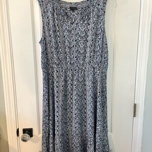 Sleeveless Spring Paisley Dress
